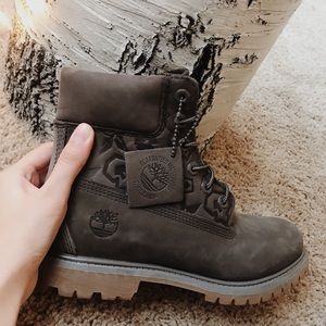 NEW GREY TIMBERLAND BOOTS WOMEN